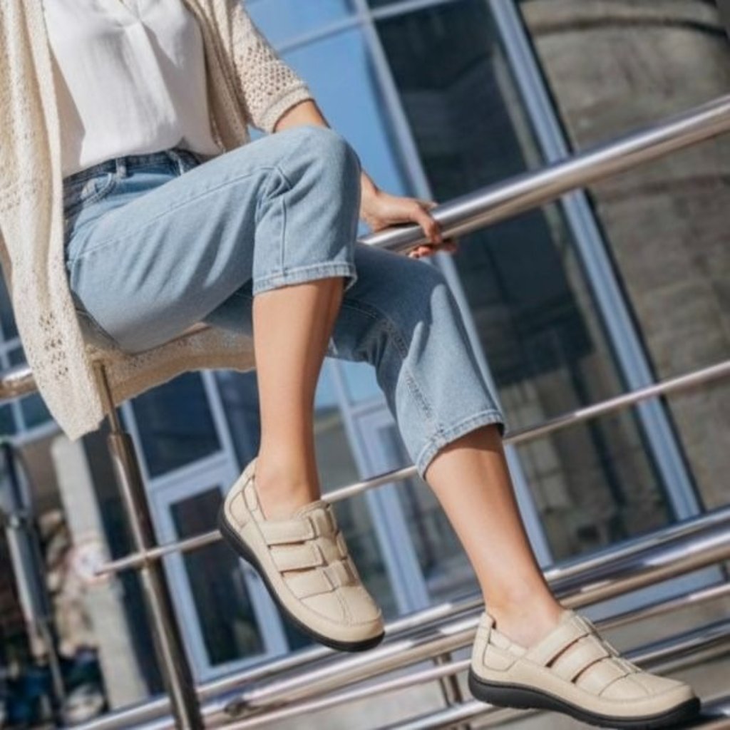 Clarks Collection Comfort SlipOn Sandals Ultimate Memory Foam Breathable Shoes Clarks Collection Comfort SlipOn Sandals Ultimate Memory Foam Breathable Shoes